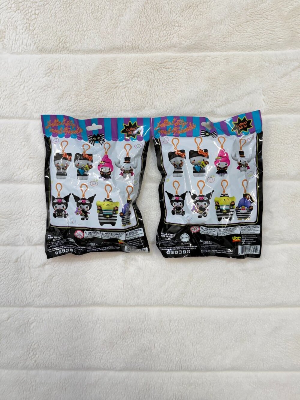 Hello Kitty and Friends Halloween Blind Bag Hangers Keychains 2 Pack New Sealed
